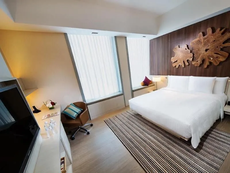 Oasia Hotel Novena, Singapore By Far East Hospitality